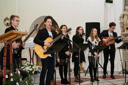 Farnost * Novoroční koncert Schóly Boží děcka v kostele Nanebevzetí Panny Marie