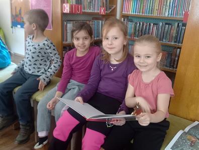Mateřská škola & Městská knihovna * Děti na návštěvě knihovny v rámci měsíce března - měsíce čtenářů