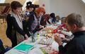 Vernisáž výstavy Kornelie Němečkové - Vystřihované obrázky na Ekocentru Trkmanka