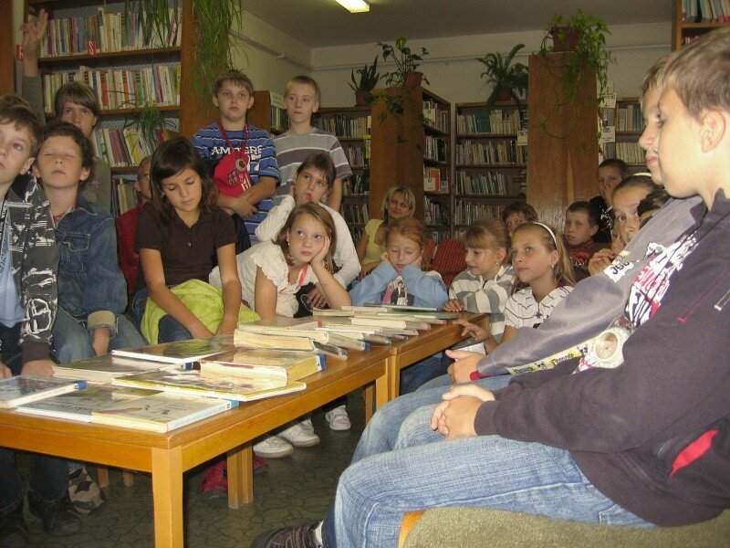 Exkurze žáků I. stupně ZŠ v Městské knihovně Velké Pavlovice