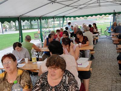 Klub důchodců * Zářijové grilování na Ekocentru Trkmanka