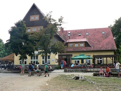 SVČ při ZŠ Velké Pavlovice - Podzimní zájezdy do Moravského krasu a na keramický jarmark do Kunštátu