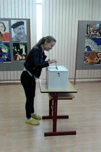 Gymnázium * Volby do krajského zastupitelstva nanečisto