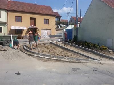 Služby města * Úprava křižovatky na Zelnicích 