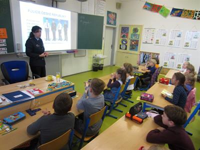 Školáky navštívili policisté