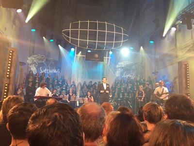 Gymnázium * Koncert Světlo pro Světlušku v Pražské křižovatce