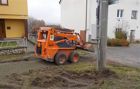 Služby města * Nový chodník na ulici Nádražní