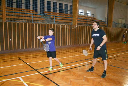 Badmintonový vánoční komorní turnaj s besídkou 2016