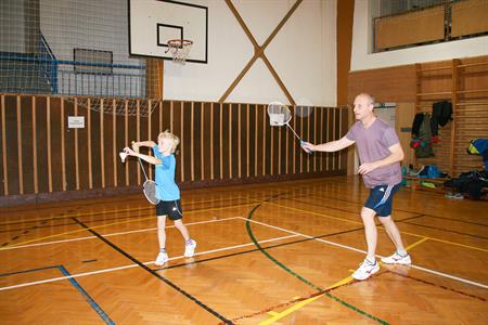 Badmintonový vánoční komorní turnaj s besídkou 2016