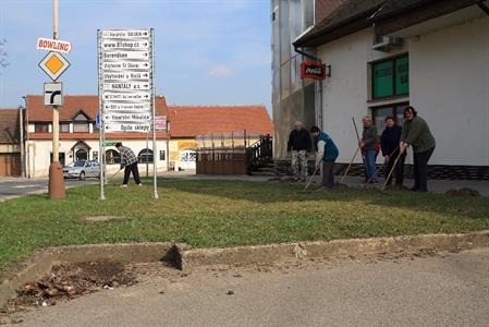 Klub důchodců * Velký jarní úklid města