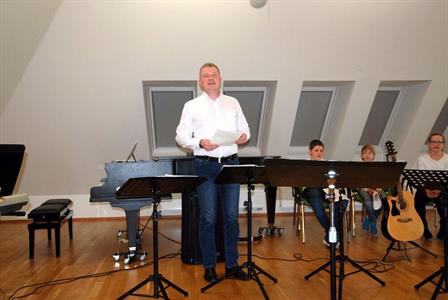 ZUŠ * Absolventský koncert flétnistky Aničky Drápalové