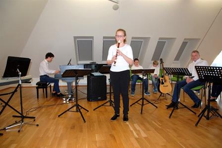 ZUŠ * Absolventský koncert flétnistky Aničky Drápalové