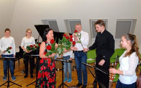 ZUŠ * Absolventský koncert flétnistky Aničky Drápalové