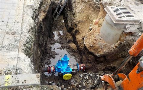 Služby města * Zahájení rekonstrukce vodovodního řadu na ulici Trávníky