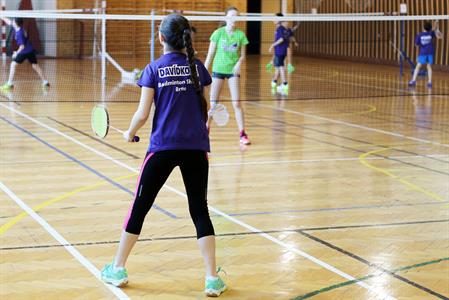 Badminton * Jednodenní badmintonové soustředění SVČ Velké Pavlovice