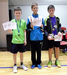 Badminton * Jarní badmintonový turnaj v Hustopečích korunován třemi medailemi