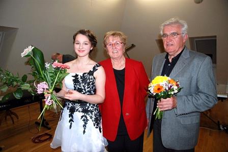 ZUŠ * Absolventský koncert klavíristek Barbory Listové, Sarah Horákové, Natálie Drbolové a Marie Michnové