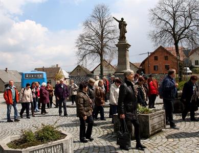 Klub důchodců * Výlet do Ždírce? Výprava za poznáním i za zábavou