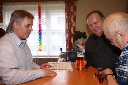 Klub důchodců * Výlet do Ždírce? Výprava za poznáním i za zábavou