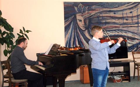 ZUŠ * Houslový koncert třídy pana učitele Martina Čecha