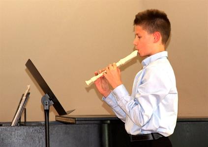 ZUŠ * Absolventský koncert a besídka třídy MgA. Zbyňka Bílka