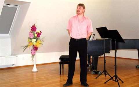 ZUŠ * Absolventský koncert a besídka třídy MgA. Zbyňka Bílka