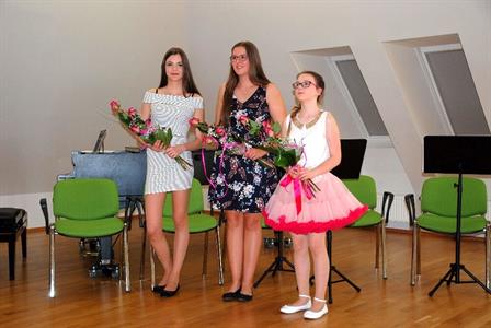 ZUŠ * Absolventský koncert a besídka třídy MgA. Zbyňka Bílka