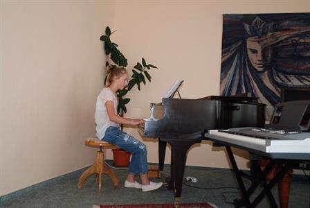 ZUŠ * Klavírní besídka třídy p.u. Liselotty Stehlíkové