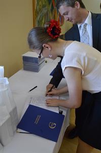 Gymnázium * Slavnostní předání maturitních vysvědčení 