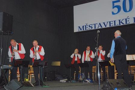 ZUŠ * X. ročník Festivalu dechovek Mirka Pláteníka s Moravankou