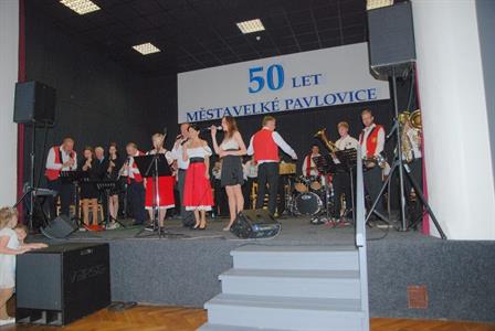 ZUŠ * X. ročník Festivalu dechovek Mirka Pláteníka s Moravankou