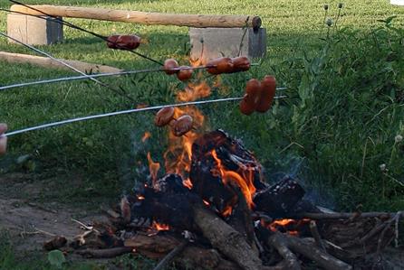 Farnost * Rozloučení se školním rokem na farním dvorku