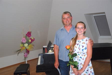 ZUŠ * Besídka s absolventským koncertem pěvecké třídy Barbory Grůzové