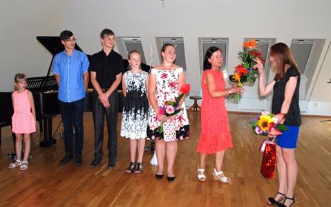 ZUŠ * Absolventský koncert Terezky Veiglové, II. stupeň ZUŠ, hra na klavír
