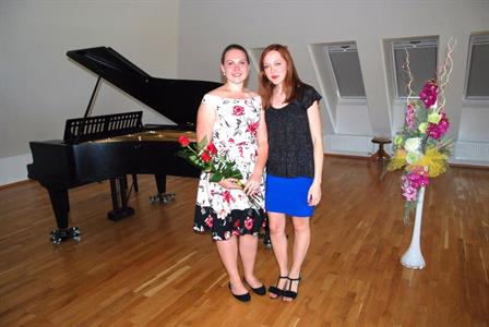 ZUŠ * Absolventský koncert Terezky Veiglové, II. stupeň ZUŠ, hra na klavír