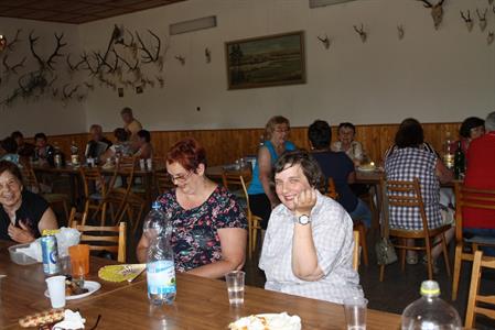  Klub důchodců * Letní grilování na myslivně