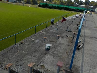 Služby města * Opravy na hřišti TJ Slavoje 