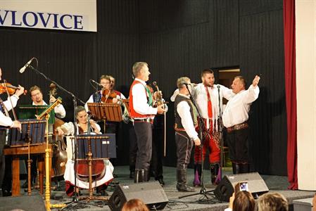 Vzpomínkový koncert na Františka Melichara a Vilku Buchtovou