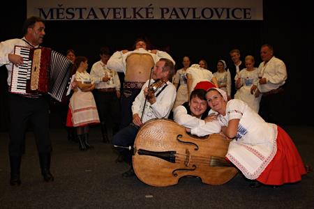 Vzpomínkový koncert na Františka Melichara a Vilku Buchtovou