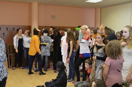 Gymnázium * Halloweenský tematický den