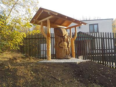 Služby města * Úprava okolí sochy Sv. Huberta před myslivnou
