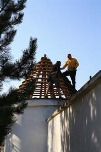 Zahájení opravy střech nárožních kaplí na hřbitově