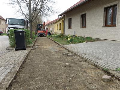 Služby města * Ulice Hlavní - výměna vodovodního řadu