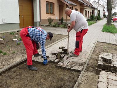Služby města * Ulice Hlavní - výměna vodovodního řadu