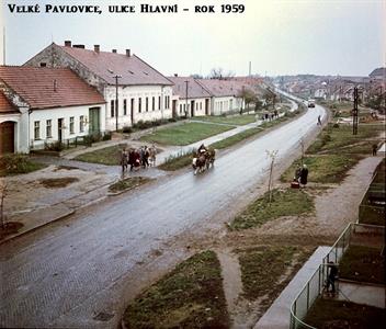 Ulice Hlavní v letech 1934, 1959 a 2018