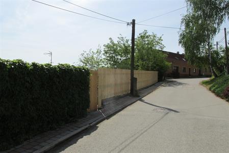 Služby města * Oprava plůtku v ulici V Údolí