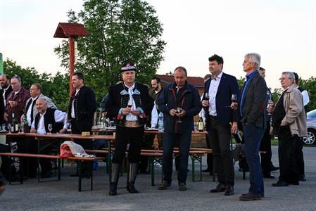 Modré Hory v písni na Slunečné - setkání mužáckých sborů