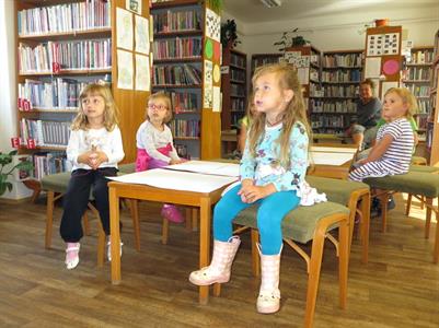 Klíček k radosti poprvé na návštěvě městské knihovny