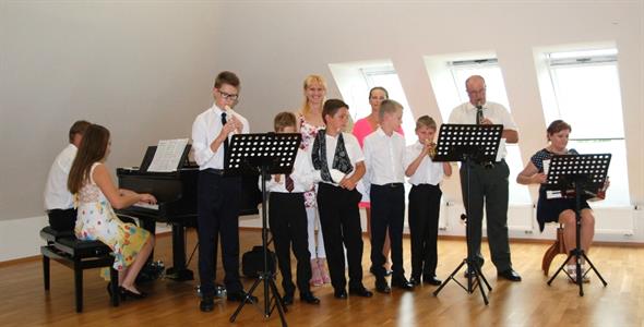 ZUŠ * Koncert „Hraje a zpívá celá rodina“ na ZUŠ OPEN 2018