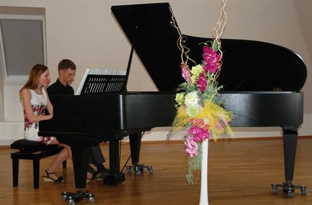 ZUŠ * Absolventský koncert klavíristy Vojtěcha Antoše